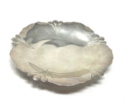 japanese silver dish by Asahi shoten measures approx 13cm dia weight 85g