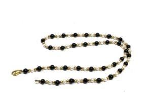 9ct gold Cultured Pearl & black bead with gold spacers necklace measures approx 41cm long