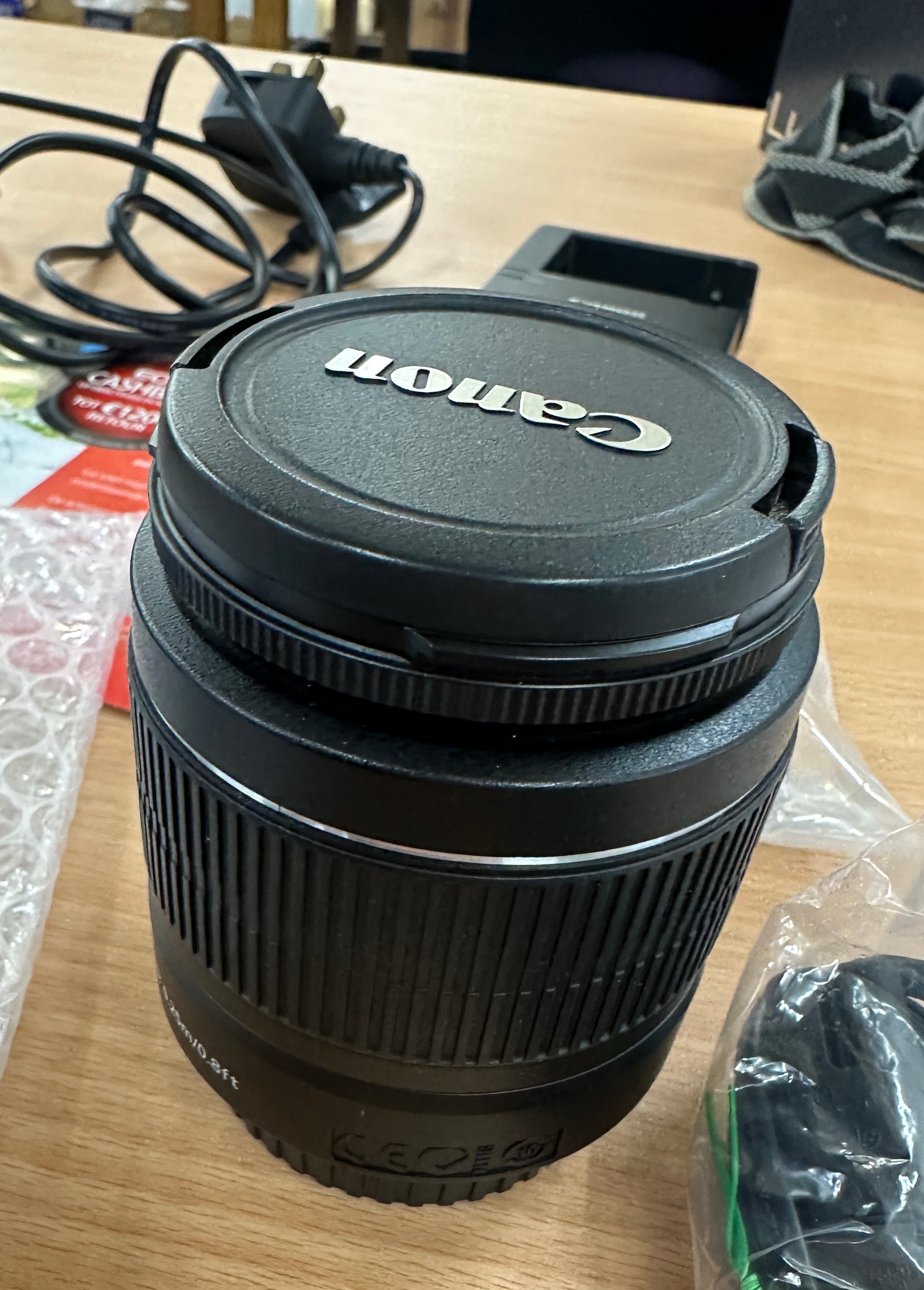 Boxed Canon EOS 600D camera - untested - Bild 5 aus 5