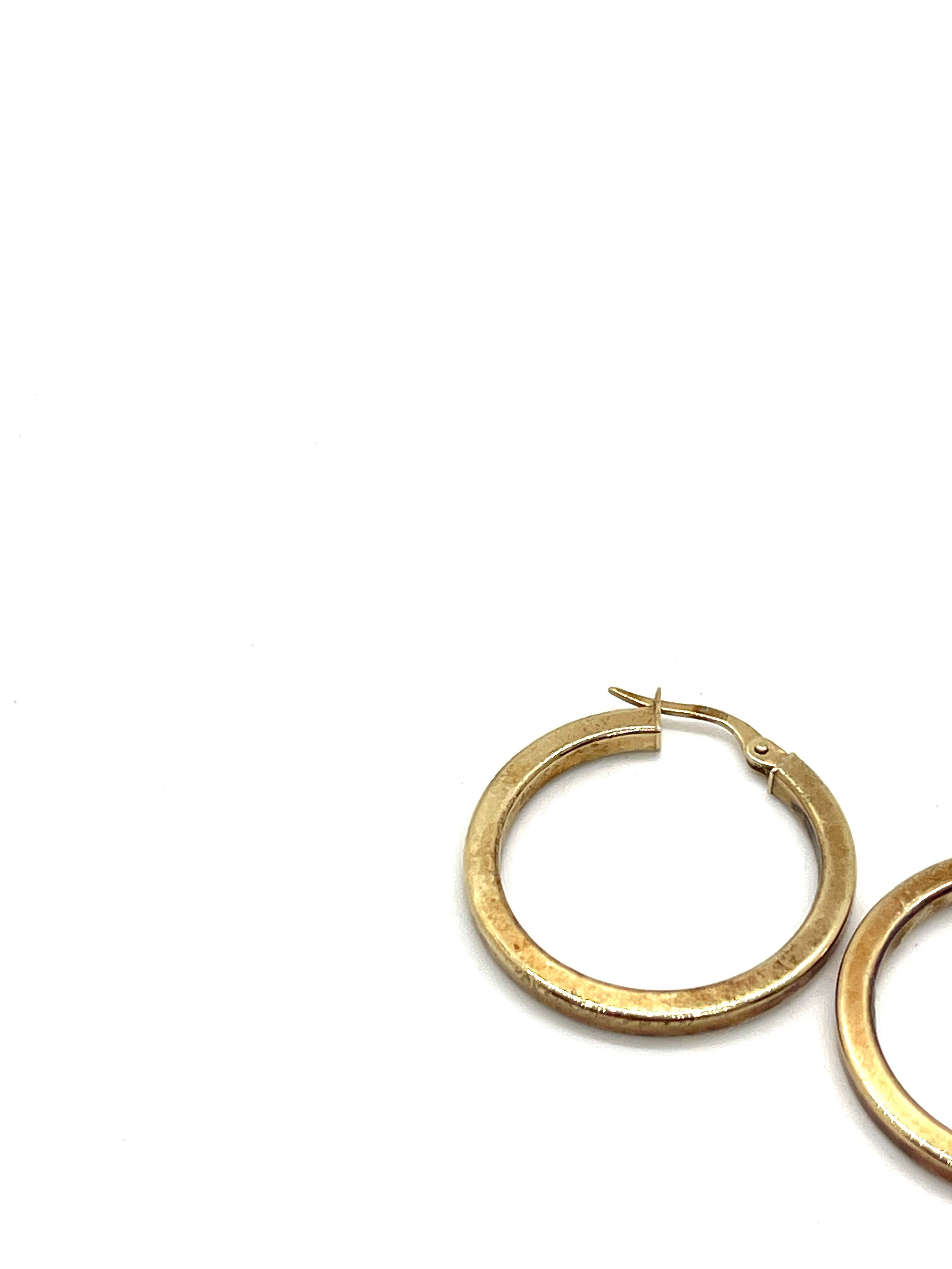 2 pairs of ladies 9ct gold hoop earrings, total overall weight 3.2g - Bild 5 aus 5