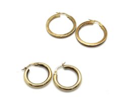 2 pairs of ladies 9ct gold hoop earrings, total overall weight 3.2g
