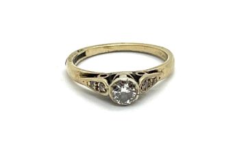 9ct gold ladies diamond set ring, approximate overall weight 1.7g, ring size I