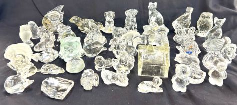 Large selection of small solid glass animals figures / ornaments to include crystal sevres etc