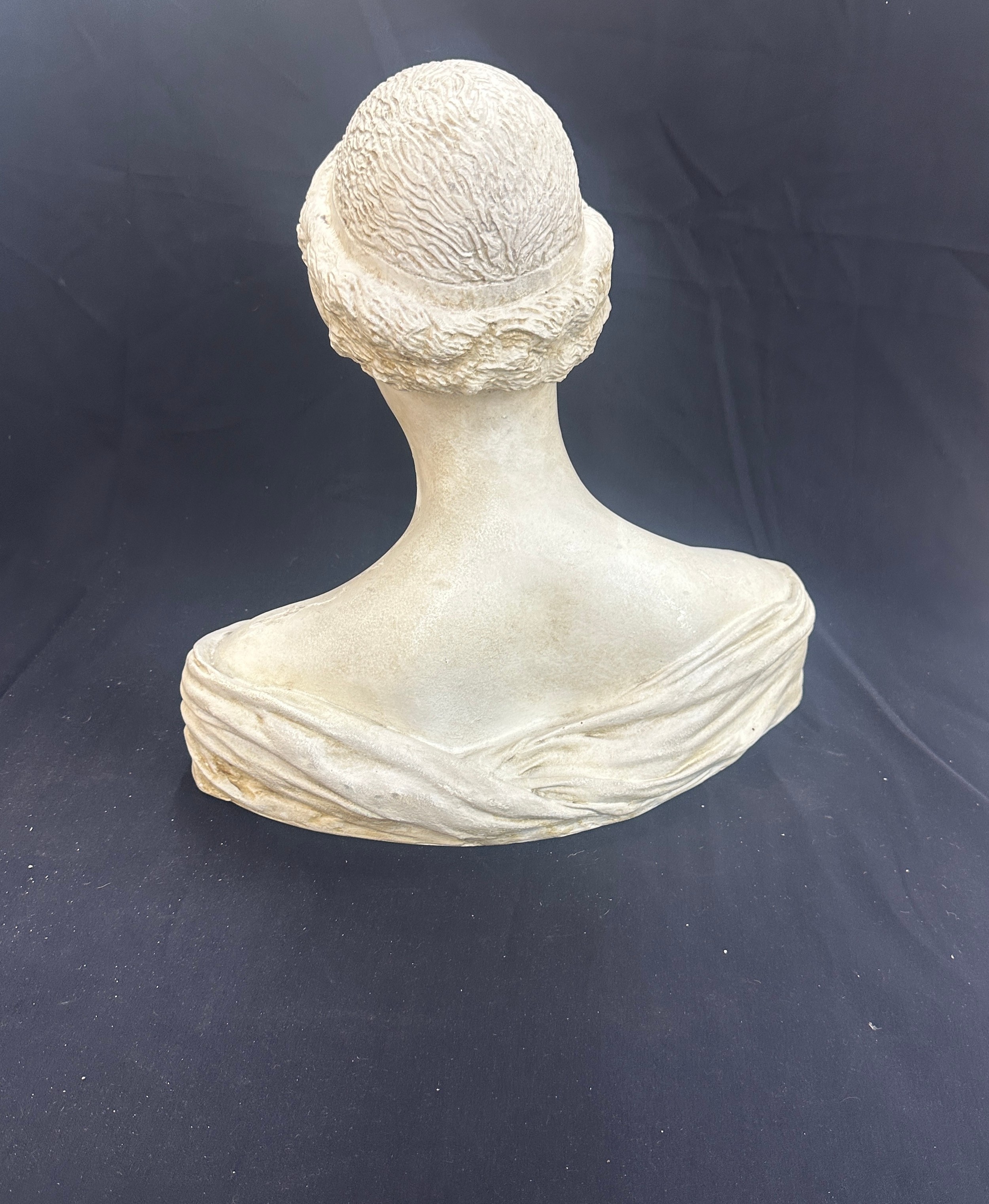 Julies ceaser bust height 18 inches - Image 4 of 5