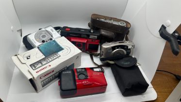 Selection of vintage and later cameras to include Canon etc, all untested