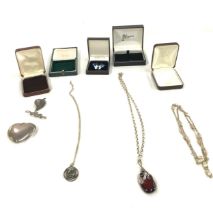 Vintage silver jewellery to include a large silver heart pendant, enamel butterfly etc
