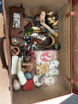 Vintage leather case with a large selection of collectables includes oriental items etc
