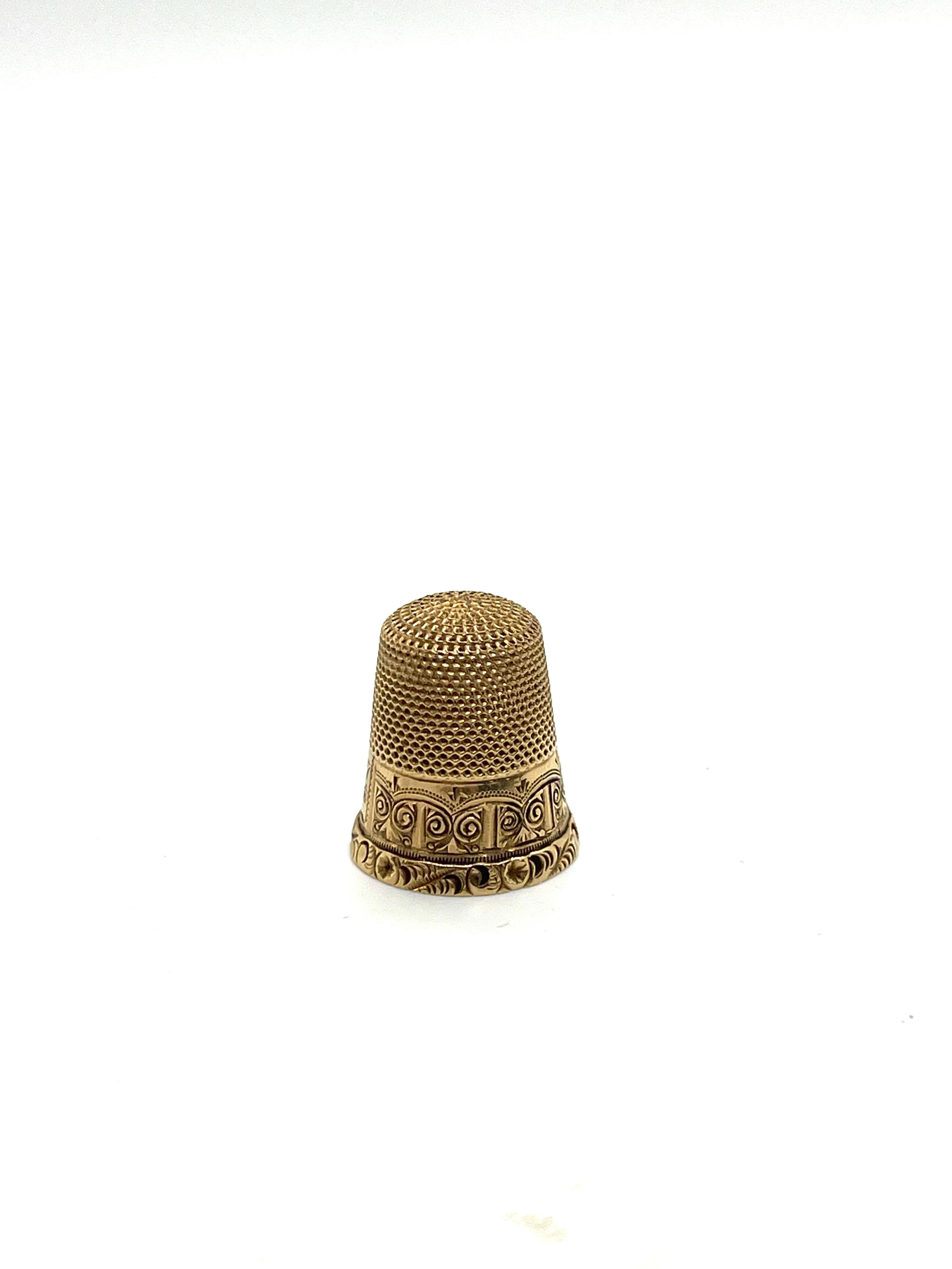 14ct gold thimble, overall weight 3.3g