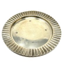 Vintage silver ribbed edged trinket tray measures approx 14cm dia Sheffield silver hallmarks