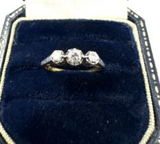 18ct gold diamond ring weight 2.2g