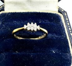 18ct gold diamond cluster ring (2.2g)