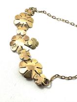 9ct gold floral bracelet (1.8g)