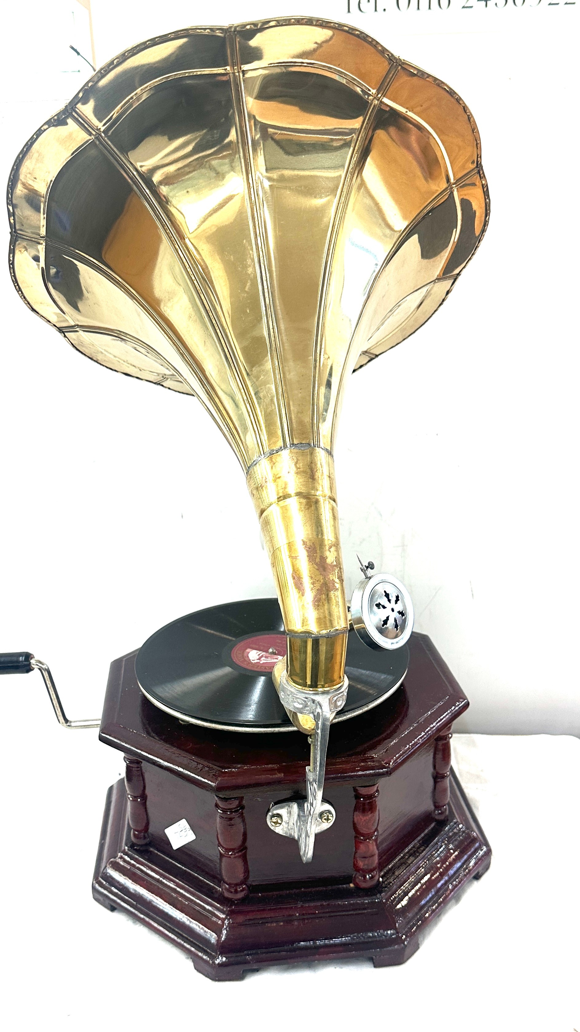 Wind up gramophone with brass horn - Image 3 of 3