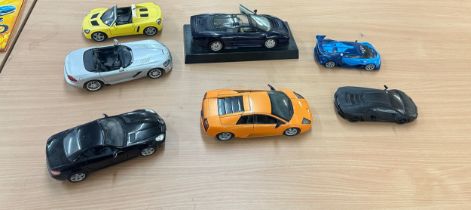 Selection of assorted car figures includes Maisto etc