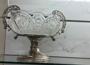 Silver plated centre piece measures approx 10 inches tall