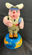 Boxed Duracell ultra globetrotter bunny, untested