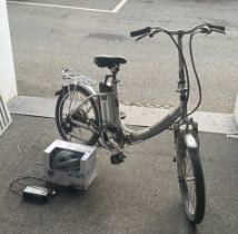 Electro folding bike with charger and helmet - untested