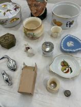 Selection of miscellaneous pottery to include Royal Doulton Granny, Royal Worcester Evesham,