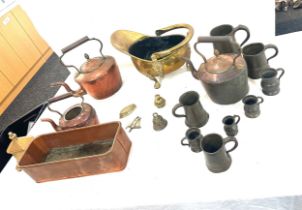 Selection of vintage copper, brass and pewter to include copper kettles, tankards etcs