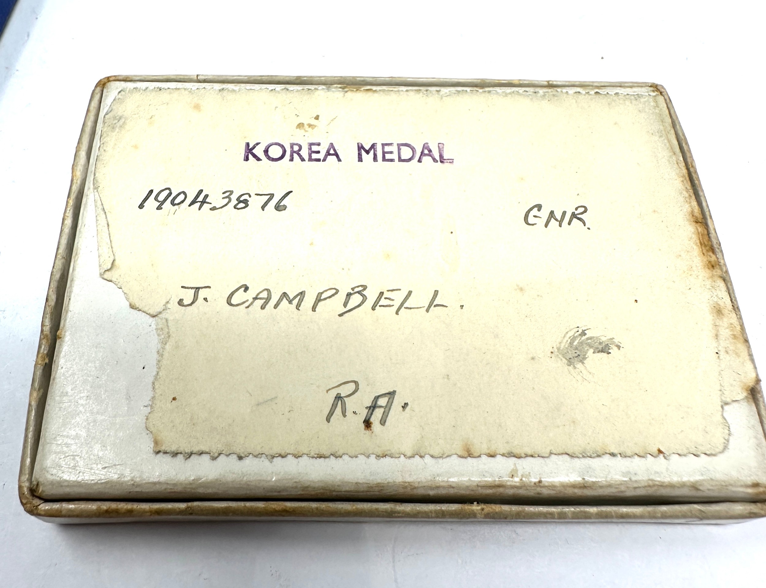 Korean War Medals Pair & Boxes named 19043876 Gnr. J Campbell R.A - Bild 4 aus 4