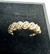 9ct gold diamond half eternity ring (2.4g)
