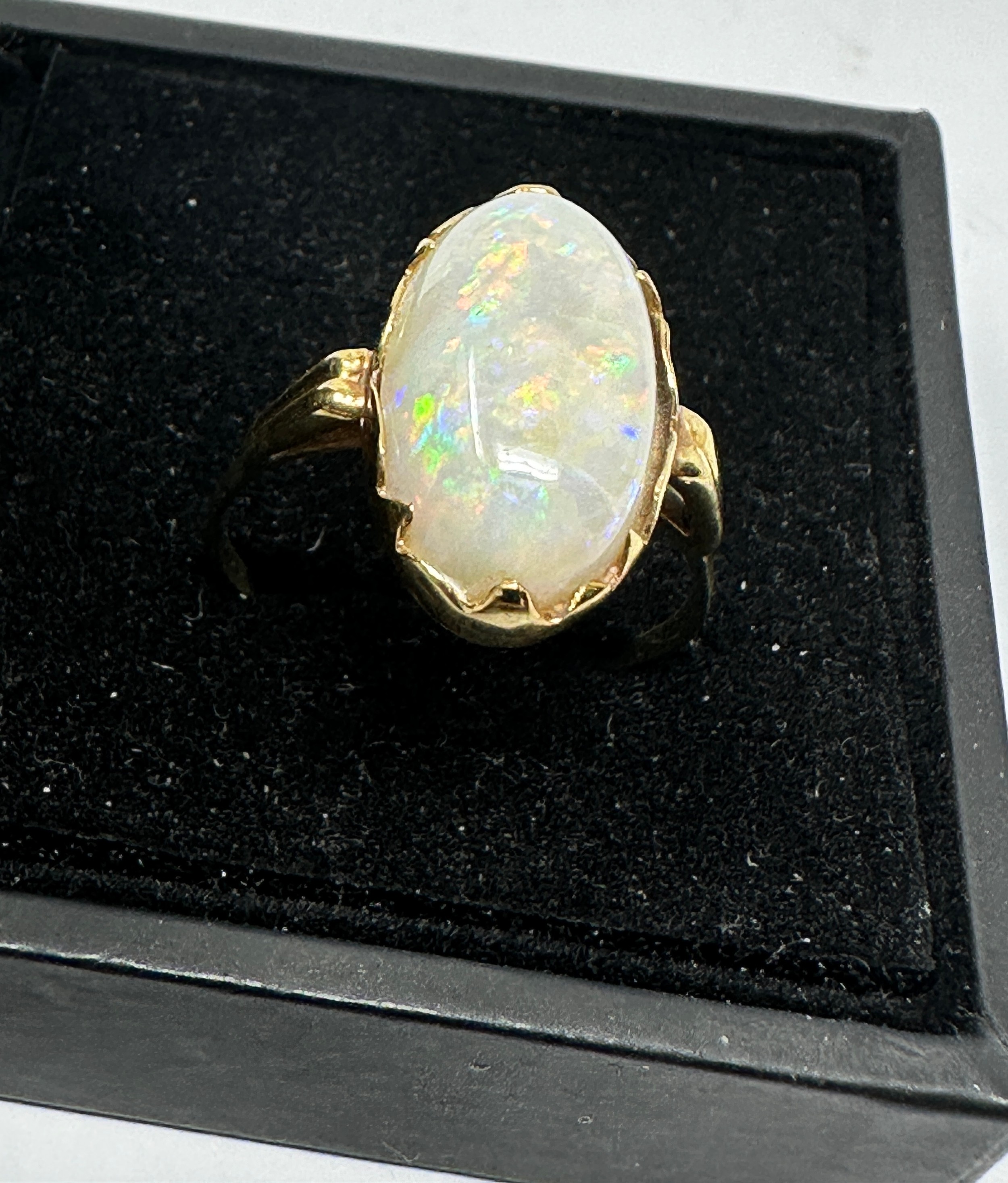 14ct gold opal dress ring (2.2g)