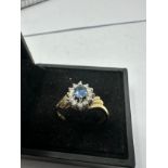 9ct gold sapphire & diamond cluster ring (2.8g)