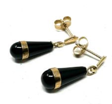 9ct gold black onyx drop earrings (1.3g)