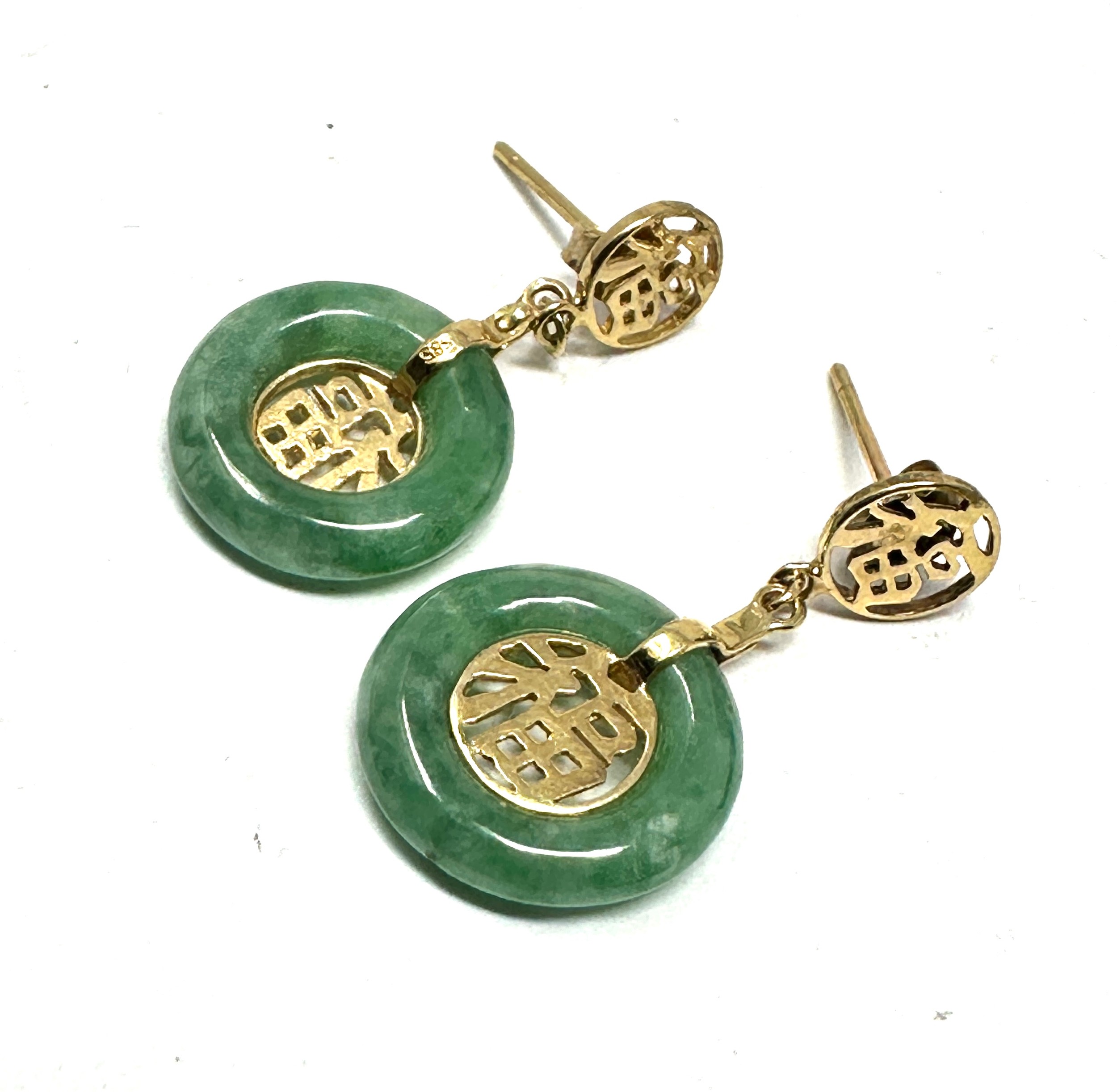 14ct gold jade drop earrings (3.1g)