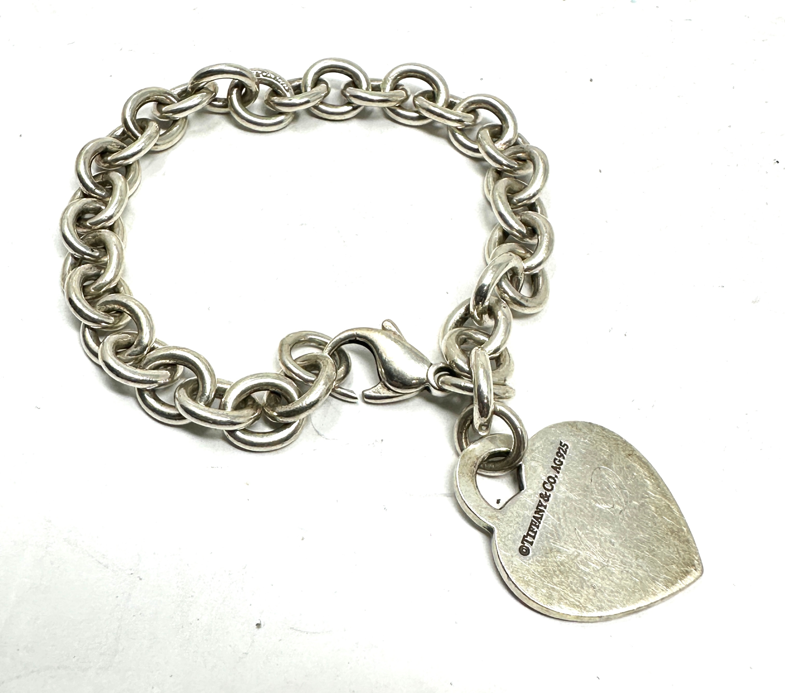 Silver bracelet with etched heart tag by designer Tiffany & Co (29g) - Bild 2 aus 2
