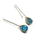 9ct gold blue topaz drop earrings (3.2g)