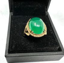 9ct gold Green Chrysoprase ring weight 5g