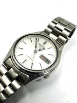 Vintage seiko 5 automatic gents wristwatch 7009-3100