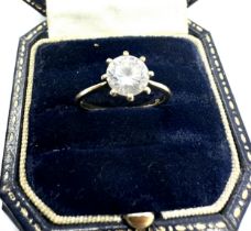 9ct gold white gemstone ring weight 2g