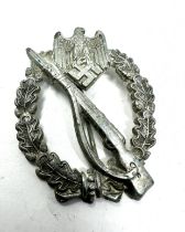 German infantry assault badge No makers mark . pin and catch on the reverse side. missing clasp