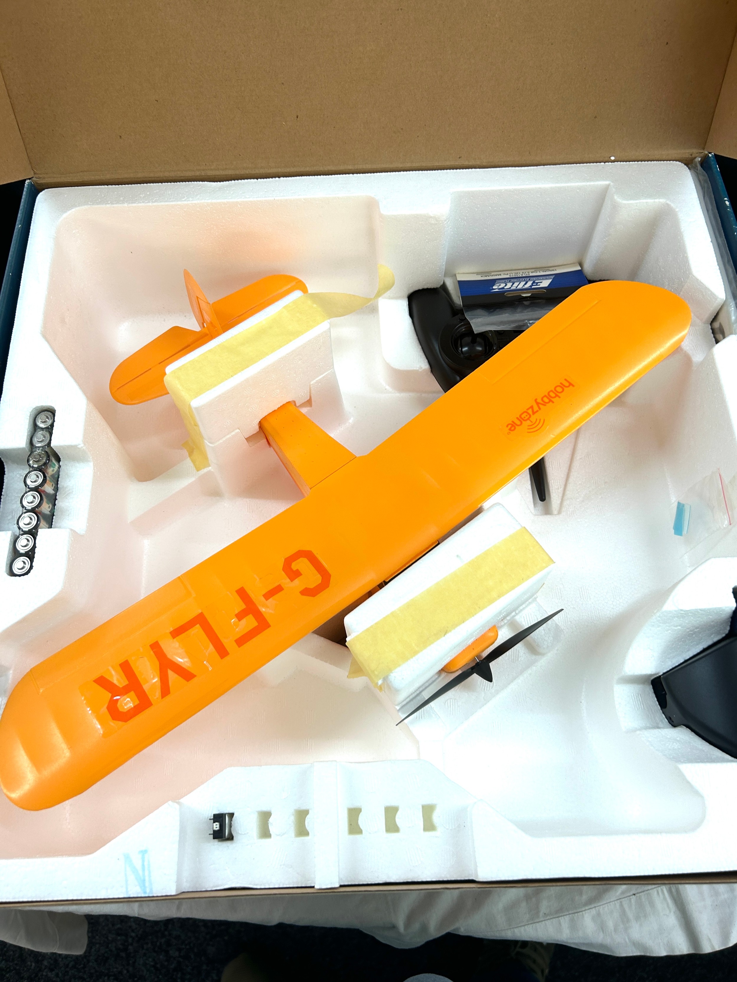 Selection of 2 boxed project model planes includes Champ etc missing parts - Bild 2 aus 4