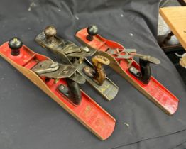 Selection of 3 planes includes record no 5 and rapier 600 plane
