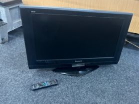 Panasonic Viera tv 32 " with remote- in working order