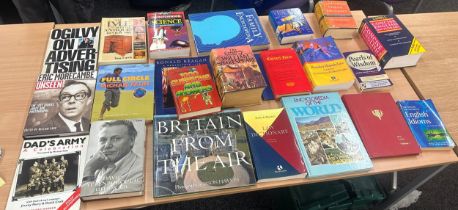 Selection of miscellaneous books to include several auto biographies, encyclopedias etc