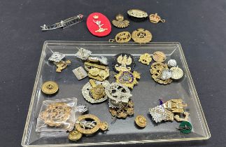 WW1 and WW2 military badges