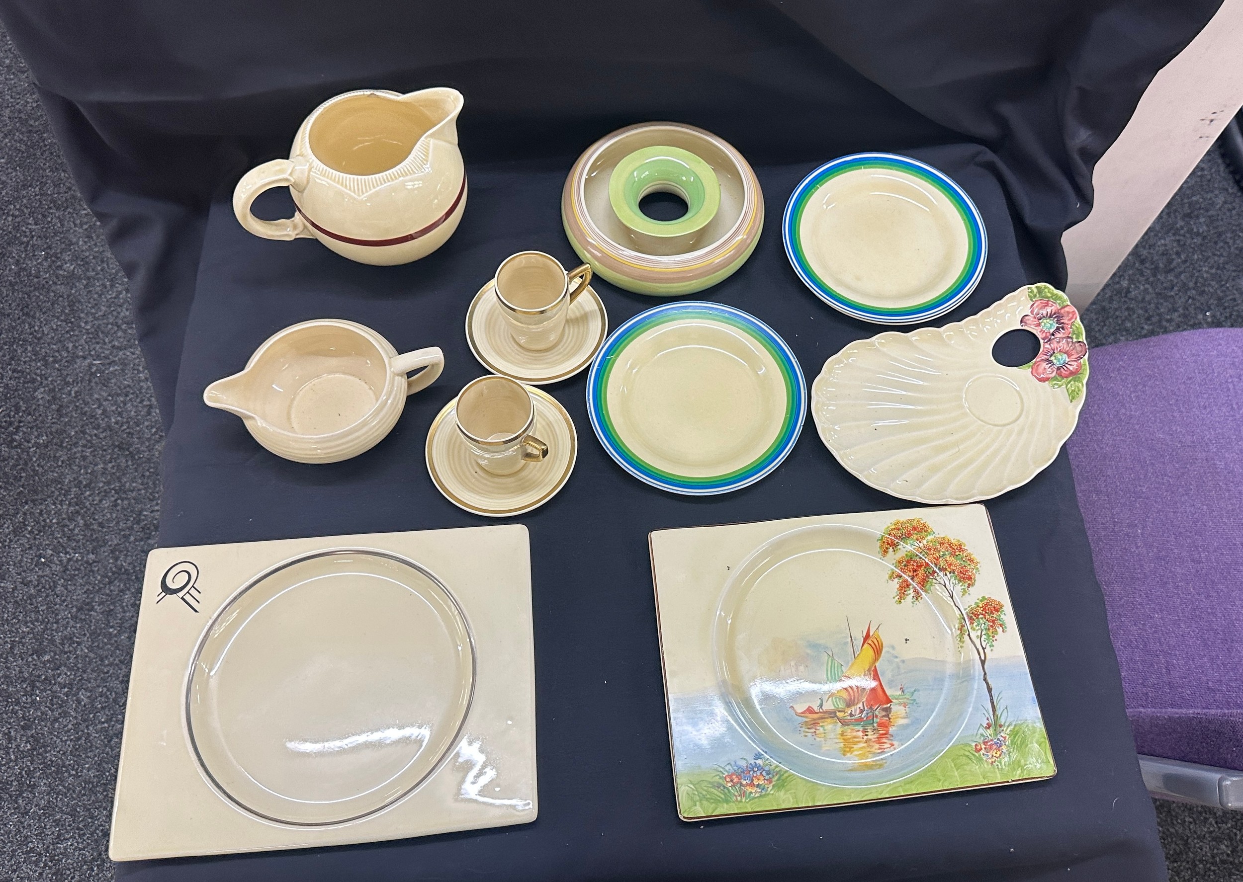 Art Deco Clarice Cliff bizarre jugs, plates and dishes - Image 3 of 6