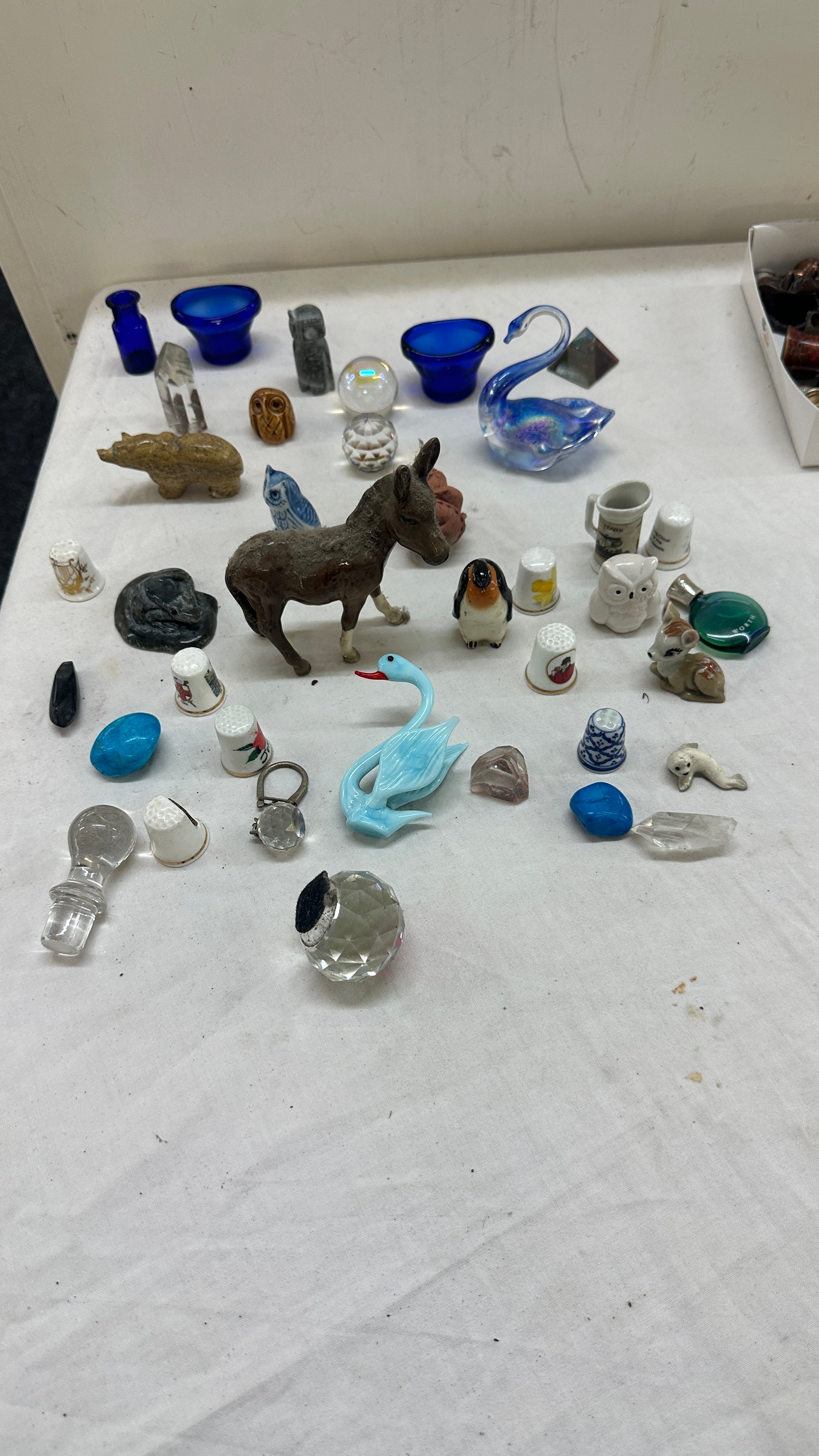 Selection of collectables includes Thimbles, Beswick horse etc