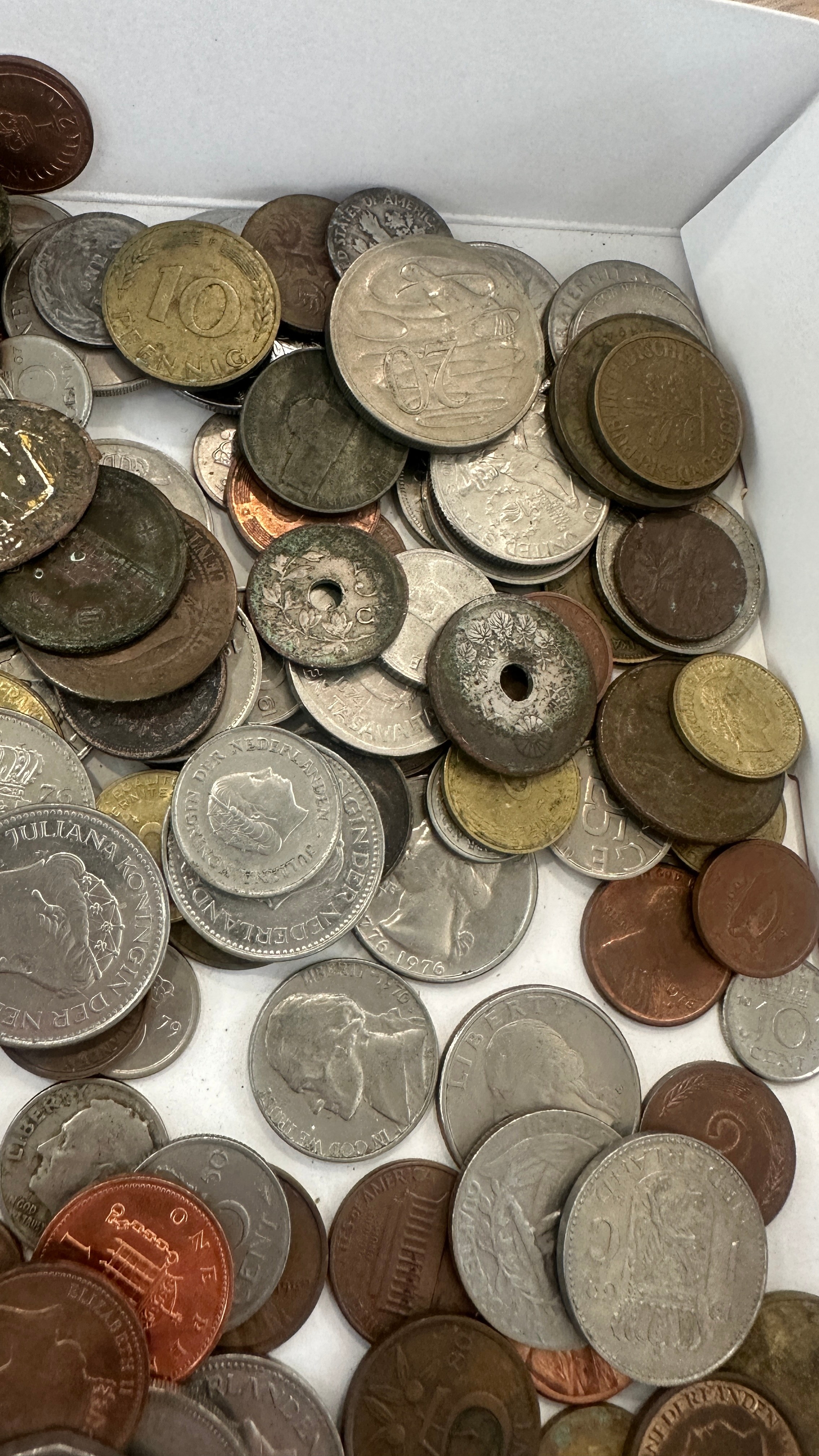 Tray of vintage and later coins include 50ps etc - Image 4 of 4