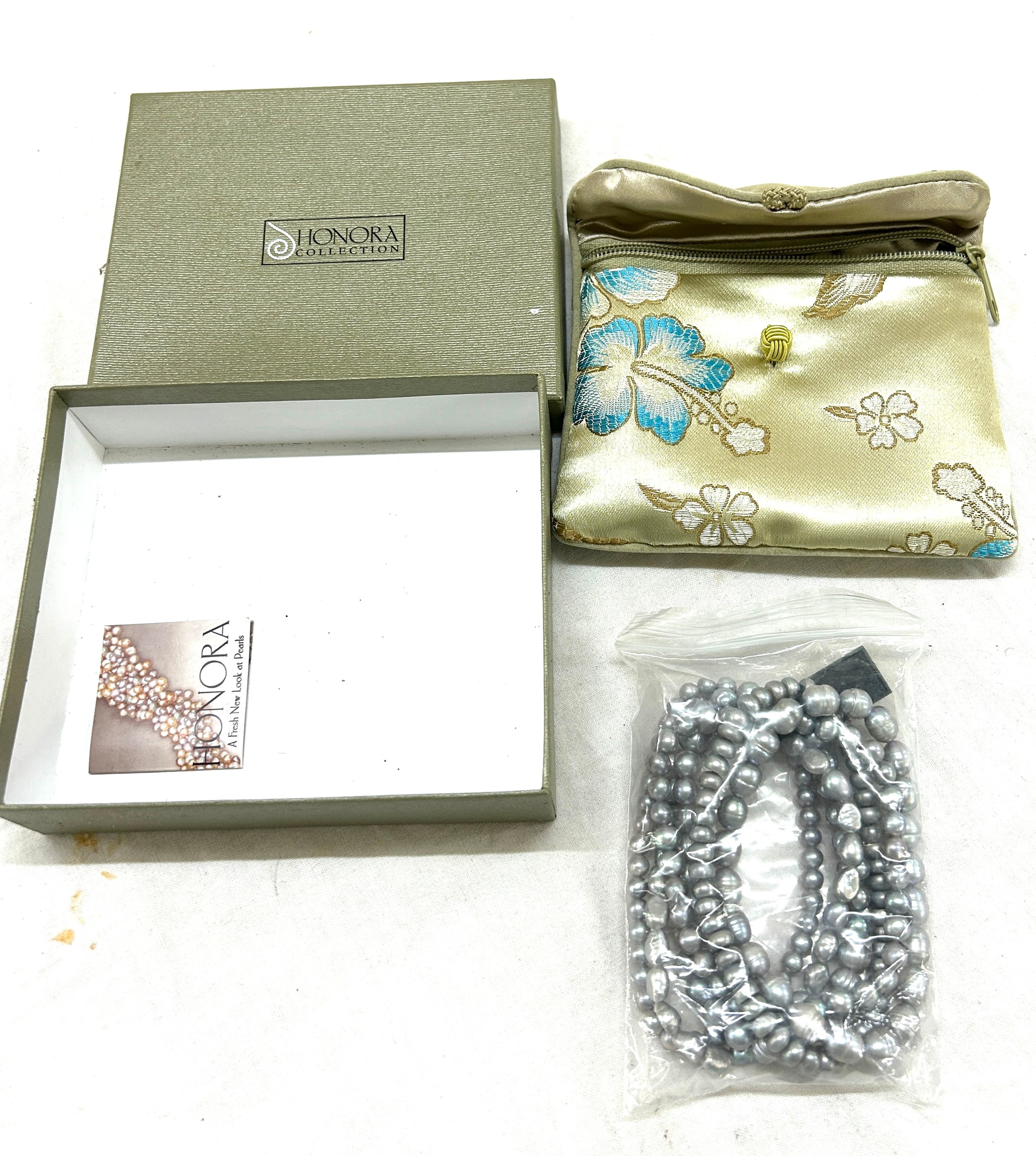 Boxed Honora Pearl necklace with bag and coa