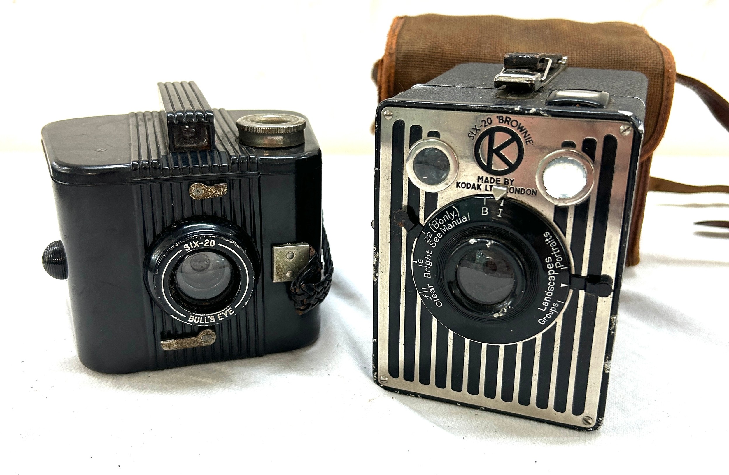 Two vintage cameras one Six-20 Brownie by Kodak and Six-20 bulls eye - untested