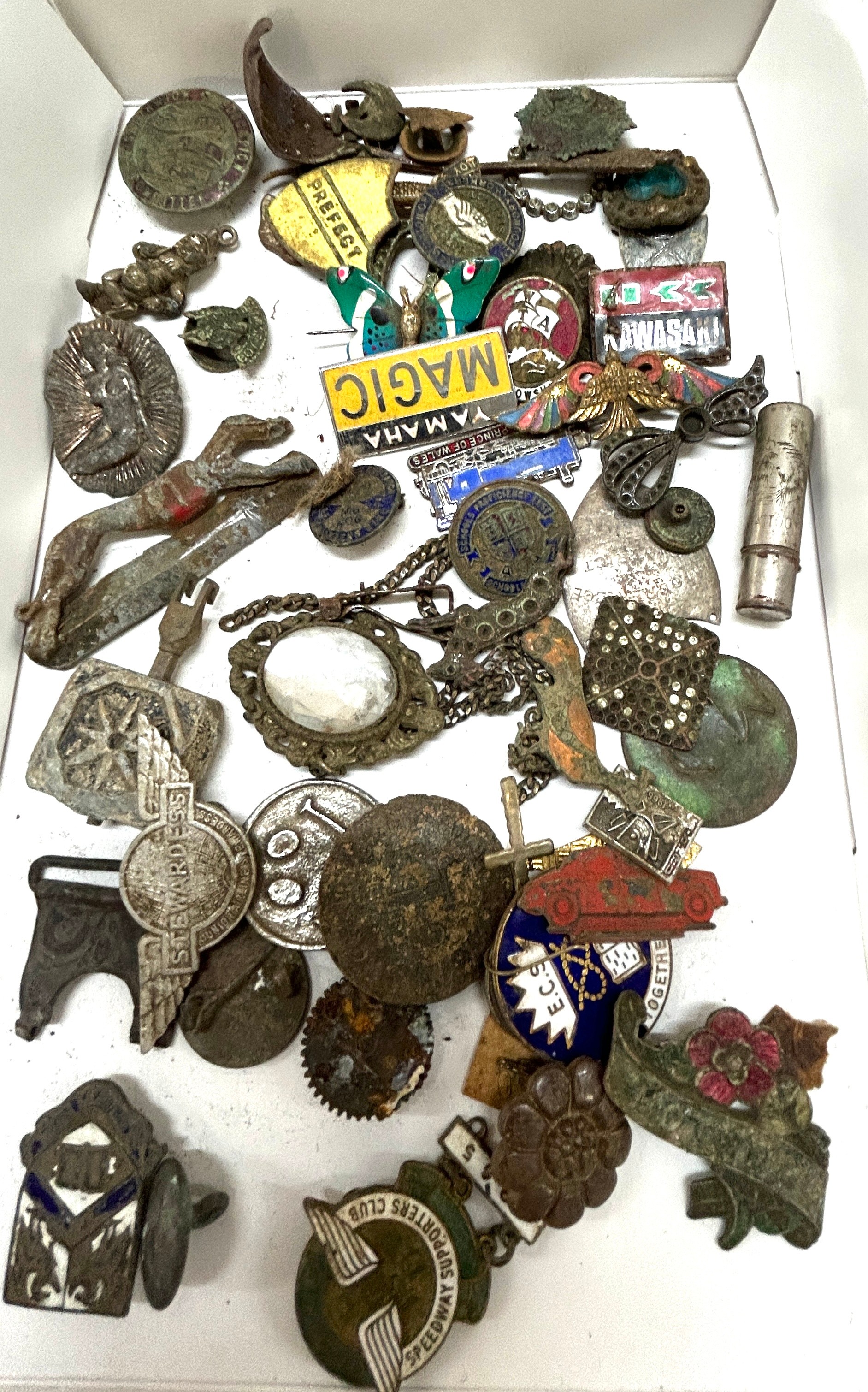 Tray of collectables includes badges etc