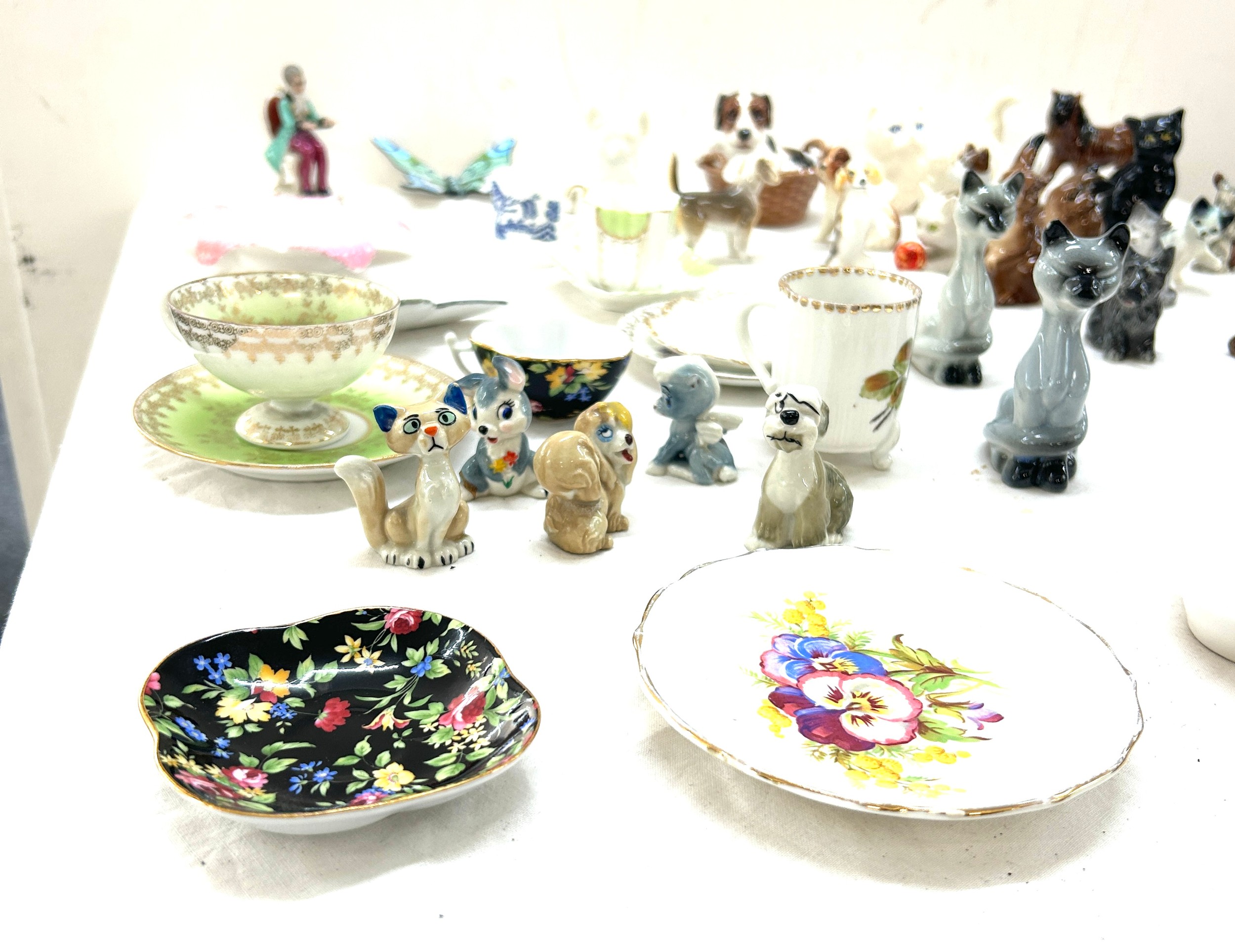 Selection of animal ornaments, miniature cups/ saucers, selection of Wade Lady and the Tramp - Image 2 of 3