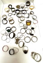 Tray of assorted rings includes silver