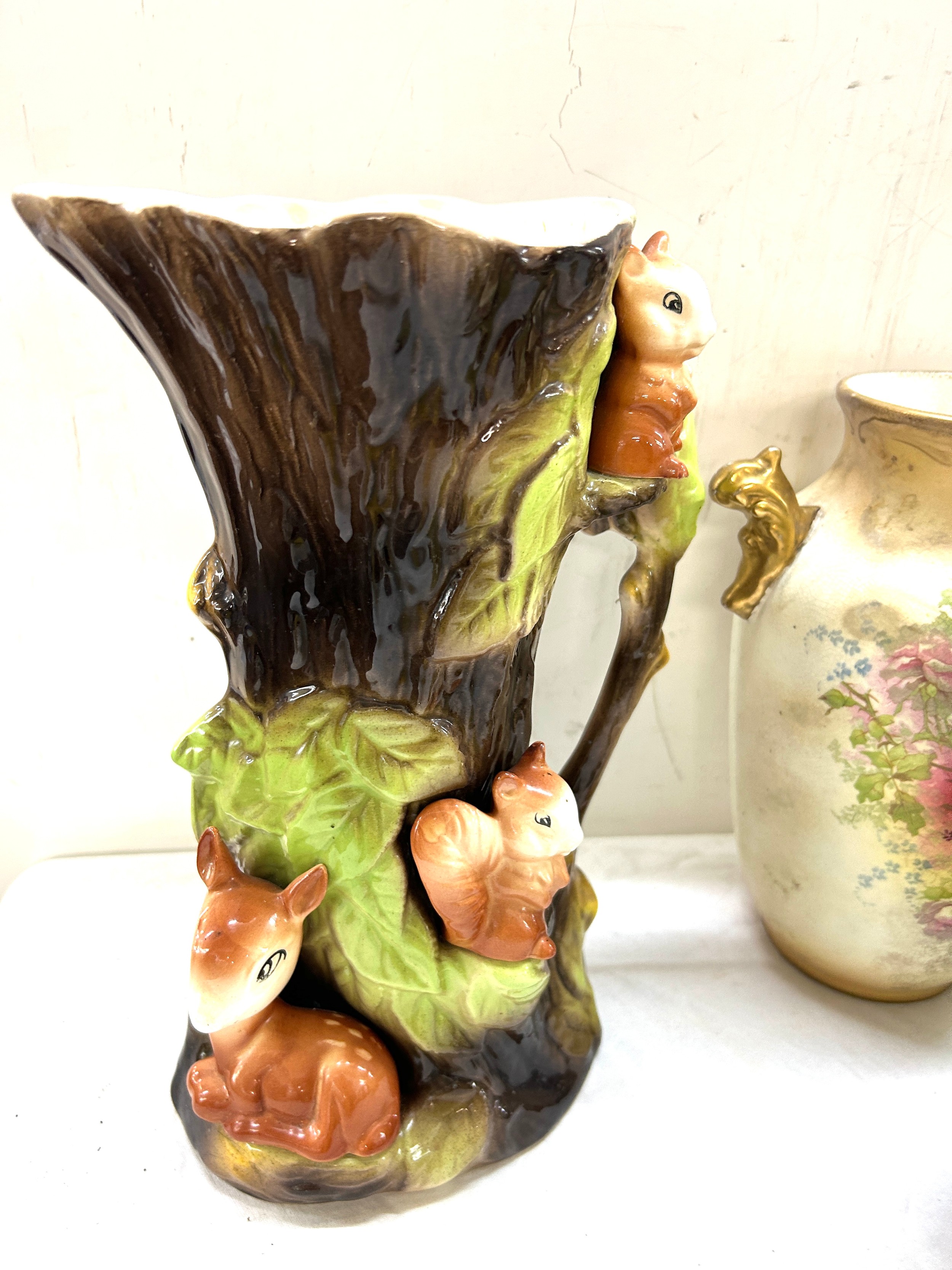 Large selection of jugs and vases to include porcelain tallest measures 11 inches tall - Image 6 of 7