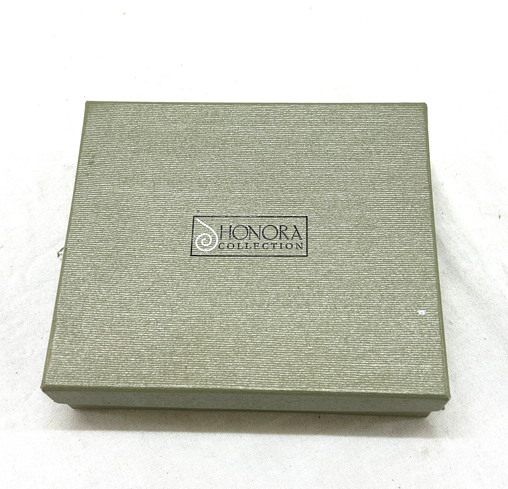 Boxed Honora Pearl necklace with bag and coa - Image 2 of 2